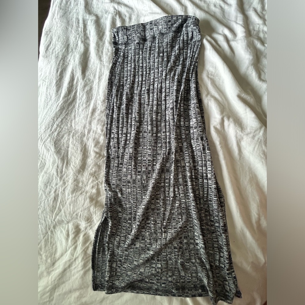 Wilfred Free Knit slit midi skirt